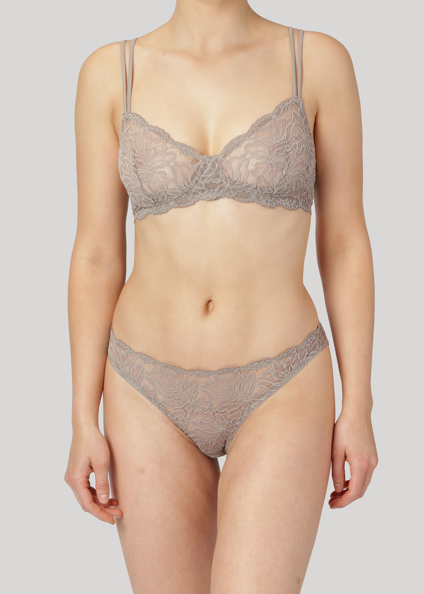 The Magnolia Tanga is cut from soft Italian stretch lace with delicate florals. It has a low-rise fit and is finished with very soft and shiny edge elastics.