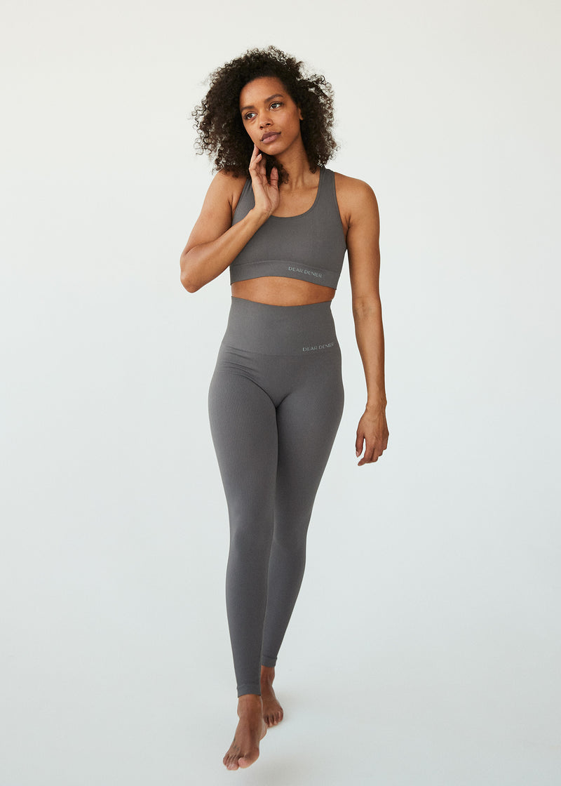 The Lena Seamless Rib Leggings are seamless premium work-out leggings, made with recycled materials.